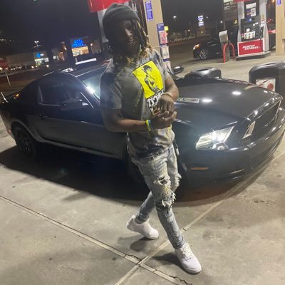 humpheey's profile picture. I’m go get it regardless.. 💰💰💸                 444🥶🖤                                                       999🤟🏾😎