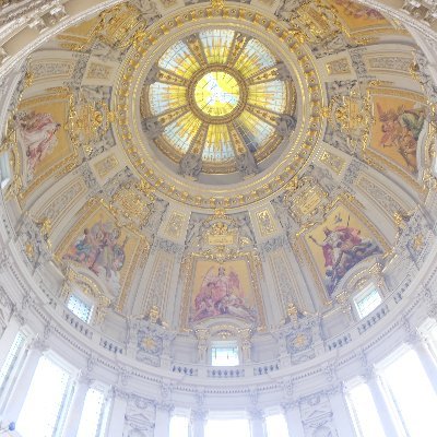 RofelilifeRo's profile picture. 