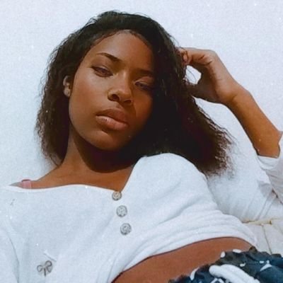 crf_mika_'s profile picture. Mica🧜
13ys🧜
mãe tá online 😏🧜