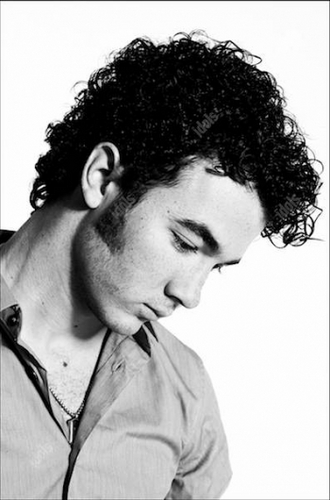 lovejonasbr's profile picture. 