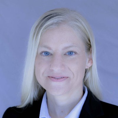 Legal editor for American Payroll Association, attorney, Vanderbilt University Law School alumna