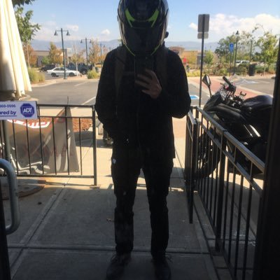 zeManDude's profile picture. 