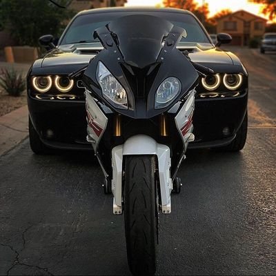 wonder_automobi's profile picture. Automotive Consultant.
Automotive Blogger.
Chauffeur.