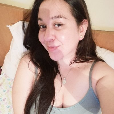 MaraIsabelCam17's profile picture. 