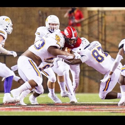 Defensive Tackle @ Tennessee Tech University 💛💜🦅 TTU24 #WingsUp🦅.            ΩΨΦ