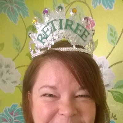 JujubeeBayCity's profile picture. Grandma to 7, 💍#50+ytog #CancerSUCKS #T1D #insulin4all #diabadass #Kpop #5HINee #Shawol Yarnaholic #Hedgewitch Oxford comma proponent 
💙@jujubeed.bsky.social