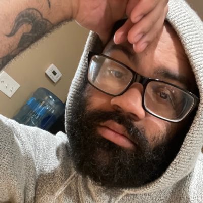 living my best life without friends IG- Mcdonaldaaron__ @papi_r6 duo 👬🏾