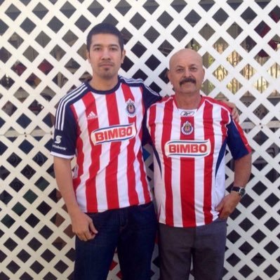 Puro tweets de todo lo que sea tendencia en el mundo de los deportes. “No te preocupes, se feliz!” #Chivas #Dodgers #Lakers #Cowboys #RIP_Dad #GodBless