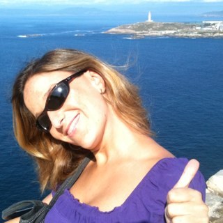 cristina_aym's profile picture. 