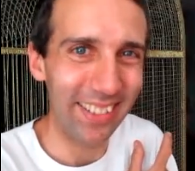 casandrobond's profile picture. Mai naime is bon, yeins bon. El yains bon de la gente. Actor, modelo y conductor wanna be.