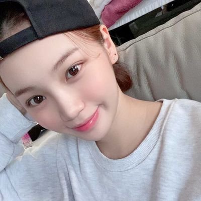ssamcwonie's profile picture. chaewon chaewon chaewon chaewon chaewon