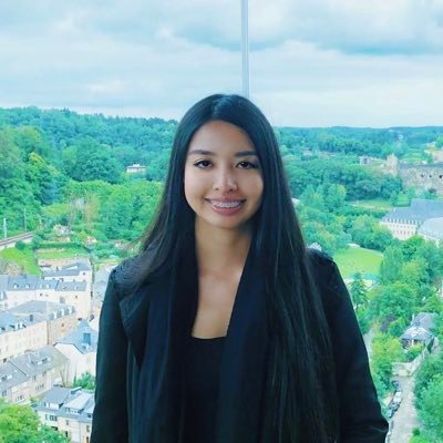 karinamcahill's profile picture. 