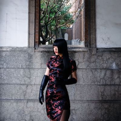 LadyLgrayincoma's profile picture. - HypnoDomme • Elegant • Creative • Psychological Sadist - 👠
職業女主，繩手，戀物者，現居北美。
#ProDomme #Dominatrix #調教 #支配 #女主