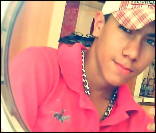 Pergutem: http://t.co/3JyZQQFCgy
Orkut: http://t.co/QMwc4gyblQ