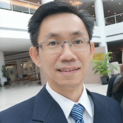 Director cum General Manager Sin Chew Daily East Malaysia.
Vice President, Sarawak Media Council.
Member, Commonwealth Journalists Association (CJA)