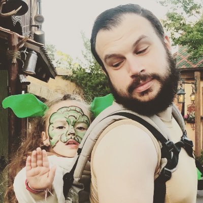 Geek | Actor | @AngelEyesErin husband | Evelyn’s Dad