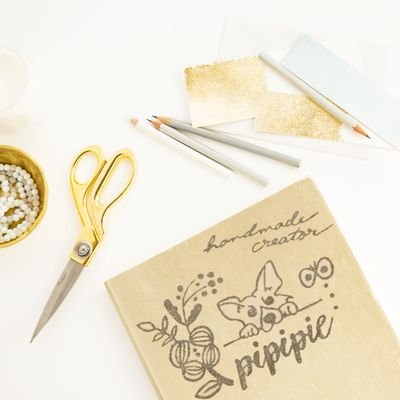 消しゴムはんこ Pipipie على تويتر 今日はロイヤルウェディングですね コーギーちゃん出てくるかなぁ 私は愛犬 コーギー に立会犬として参加してもらい コーギーモチーフのアイテムをいろいろ取り入れました ロイヤルウエディング コーギー 消しゴム