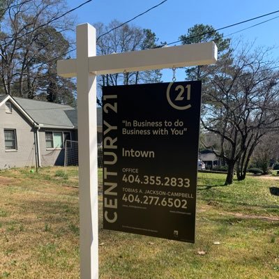 REALTORTOBIAS's profile picture. 