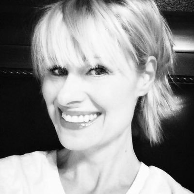 carolsusan69's profile picture. 