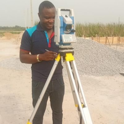 FnisSurv's profile picture. I'm a Surveyor
