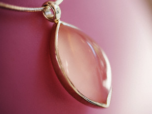 FBWarrenNZ's profile picture. FB Warren The Jeweller, retailing, diamond rings, engagement rings, wedding rings, Pandora, gold jewellery and watches.