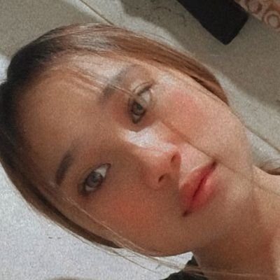 iammaegan_'s profile picture. B R O N Z E