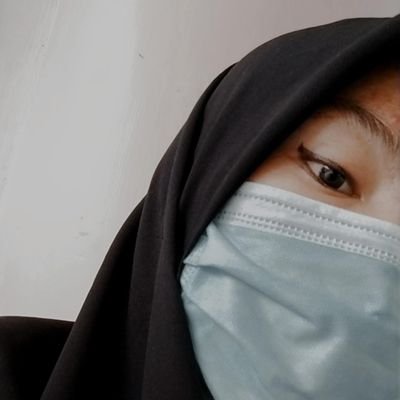 ku perbaiki akhlak ku
ku perluas wawasan ku
ku percantik diri ku
ku lanjutkan pekerjaan ku
🧡💛