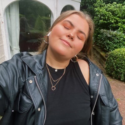 jennycarney101's profile picture. ✌️