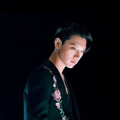 𝗰𝗼𝗱𝗲: unreal━𝟭𝟵𝟵𝟲. born to be a music's prodigy, 𝗰𝗵𝗶𝘁𝘁𝗮𝗽𝗵𝗼𝗻 𝗹𝗲𝗲𝗰𝗵𝗮𝗶𝘆𝗮𝗽𝗼𝗿𝗻𝗸𝘂𝗹 is busy taking part in nct u, superm, also wayv.