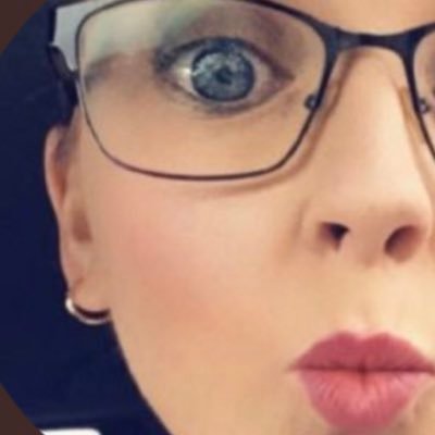 #SingleMum #Aspergers #Trauma #ADHD #Asthma #SocialWork #BookLover 💝Love my pets 🐰 🐱Kindness costs nothing 💘