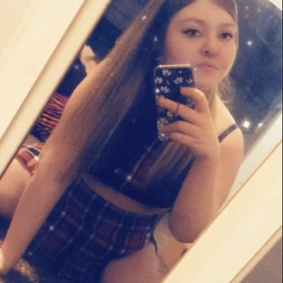 desiannee's profile picture. 