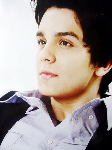 somos FCO-LUANSEMLIMITES Brasilia' 
   @luansantana me ensina a ter você ♪