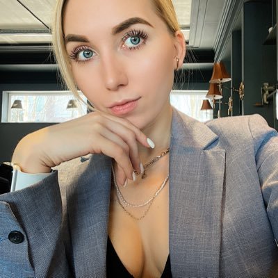 iamveramorrison's profile picture. творец