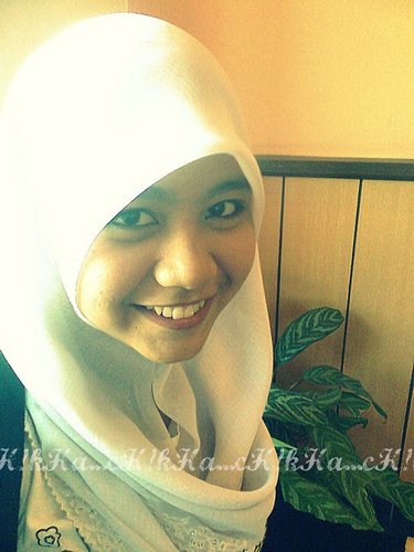 JuliFarhan's profile picture. 