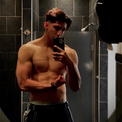 ISSA Certified Personal Trainer Be Happy, Be Positive, Be You