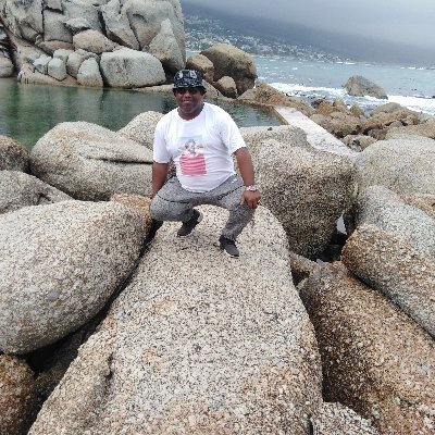 Elwin68501467's profile picture. I love all but trust no one