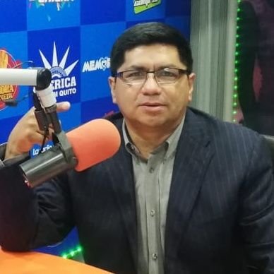 Locutor, Conductor de Programas de Noticias y Deportes... en diferentes estaciones de Ibarra y Guayaquil
LOCUTOR - PRODUCTOR