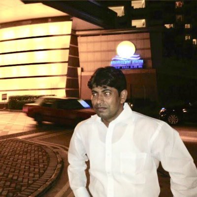 ezsahil's profile picture. नमस्ते सदा वत्सले मातृभूमे 
त्वया हिन्दुभूमे सुखं वर्धितोहम् । 
महामङ्गले पुण्यभूमे त्वदर्थे 
पतत्वेष कायो नमस्ते नमस्ते ।।