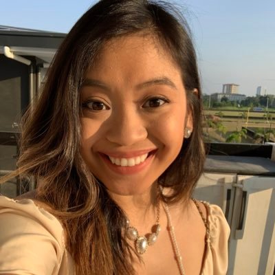 A fun-sized Filipina writer, among other things