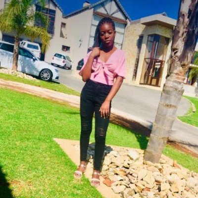 TeclaSibusiso's profile picture. lifegirl

sometimes i blog