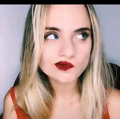 AzraTop55865914's profile picture. 