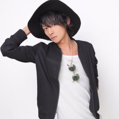 大阪でホスト初回、キャバクラ、ギャンブルの案内してます!!どこでもバリ安で案内します⭕️仲間も募集しております🎉稼げるまで徹底サポート致します。お気軽にDM下さい❤︎ (24時間対応可能)