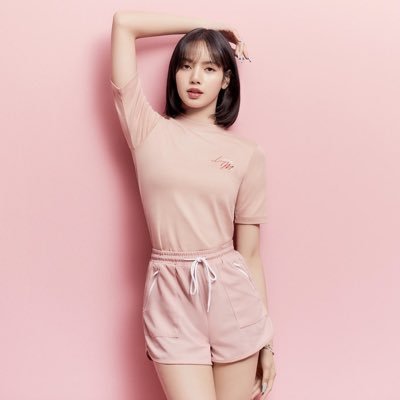 lisaxoxo1's profile picture. L