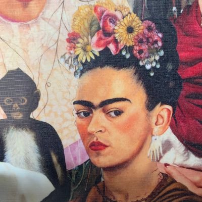 pixelbabe83's profile picture. 