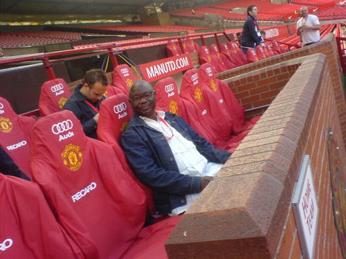 timoduguwa's profile picture. A British traiined Electrical Engineer who specialised in power systems Engineering.
Love football and a supporter of Manchester United FC