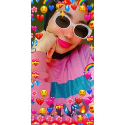 NadaHilmy2's profile picture. 