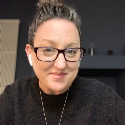 Excited skydiver | passionate events manager | Venue enthusiaste | IEM Fellow | Dedicated follower of the events profession 🎭 🪂 🤩