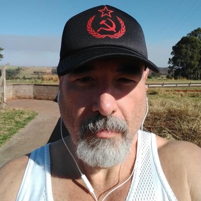 Filiado ao PT
Analista de Sistemas
Gestão Ambiental
Saneamento Ambiental
Zoólogo
“O que me preocupa não é o grito dos, mas o silêncio dos bons”