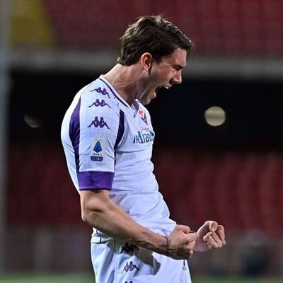 página dedicada ao vlahovic jogador da @acffiorentina