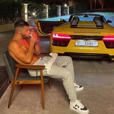 dznael_'s profile picture. ça dit quoi